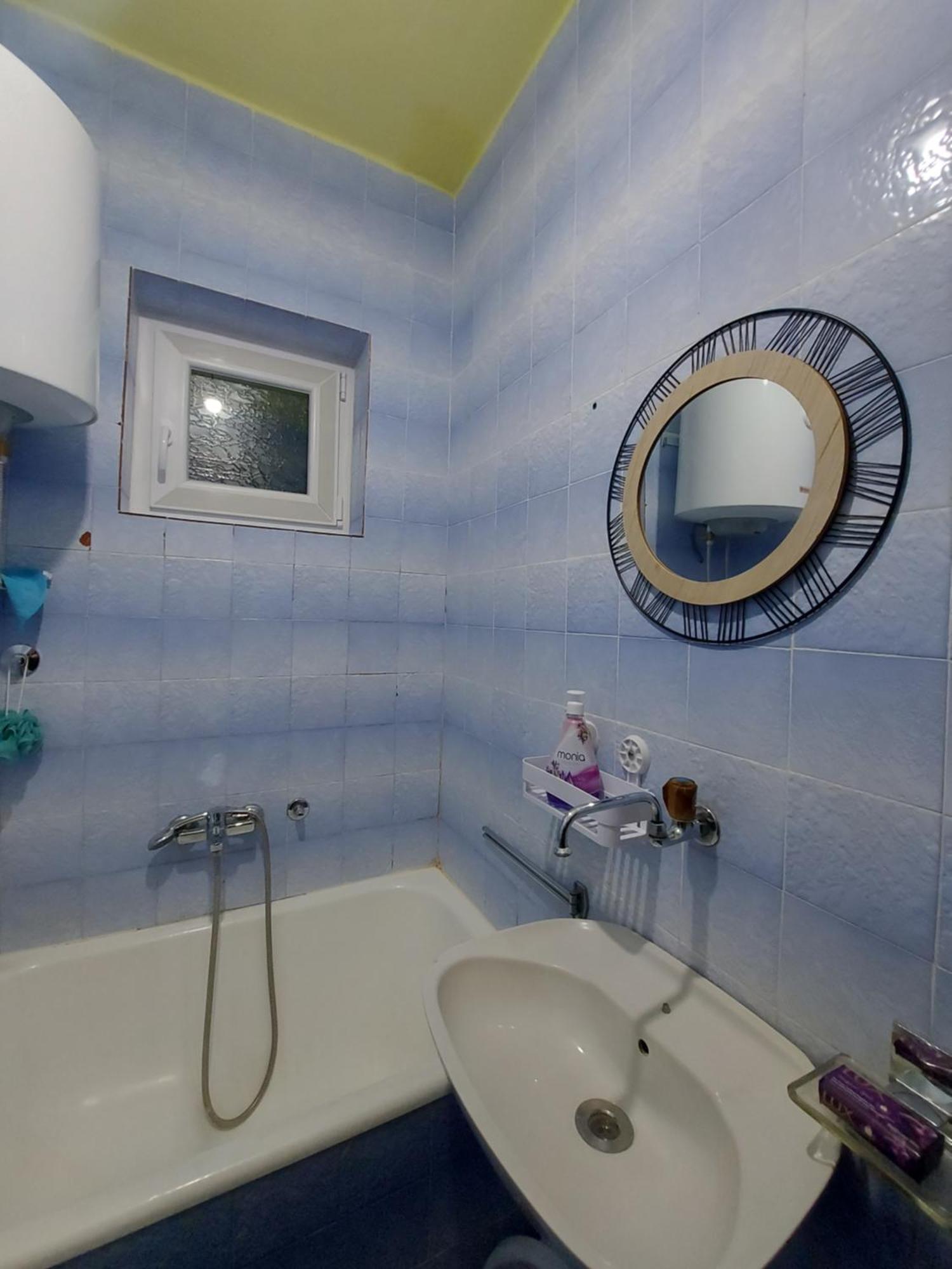 Barcelona Apartments Тиват Экстерьер фото