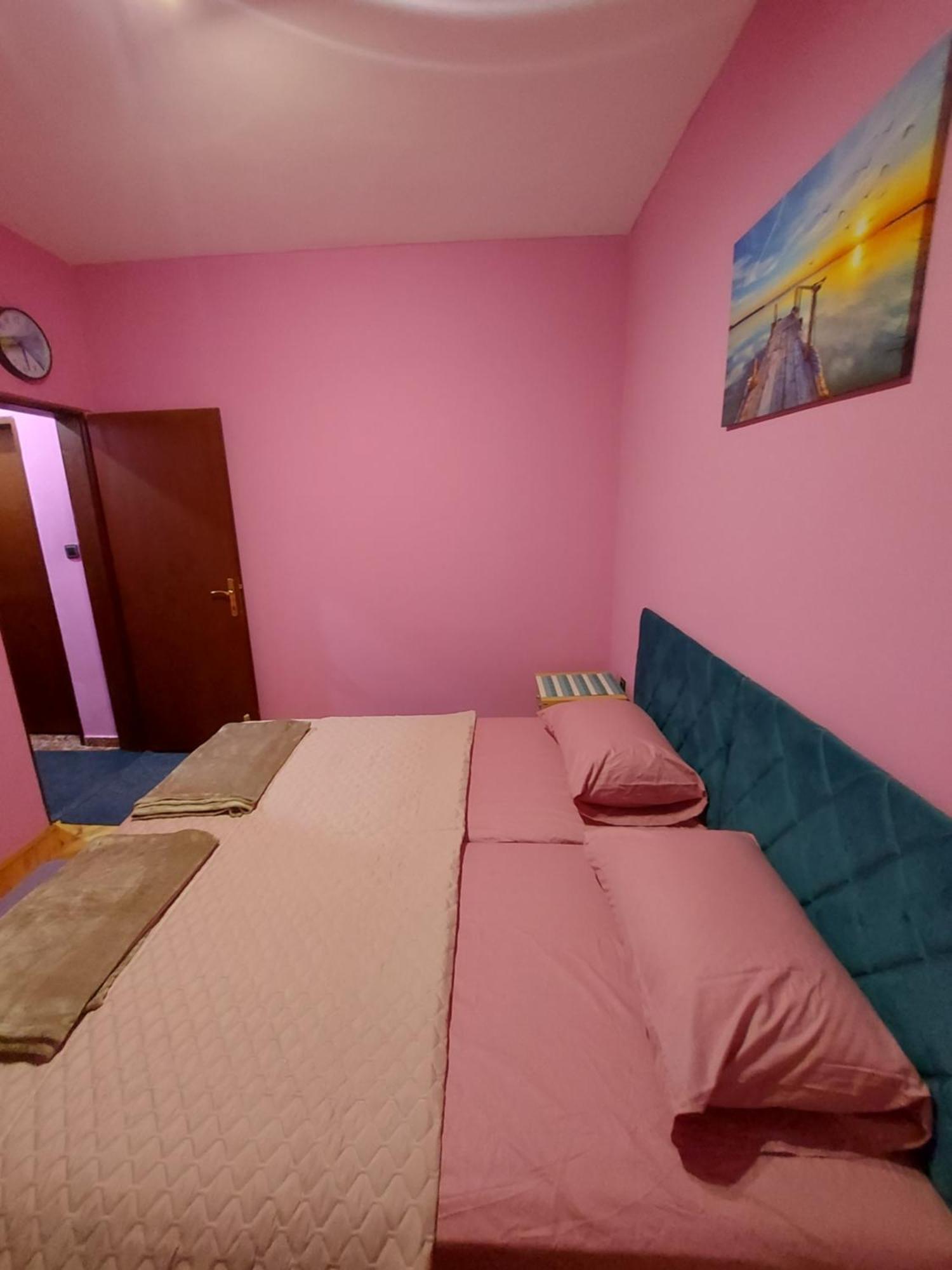 Barcelona Apartments Тиват Экстерьер фото